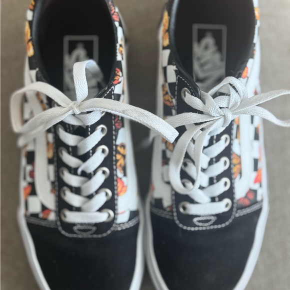 Vans Black and White checkered Butterfly Size 8 - Picture 3 of 7
